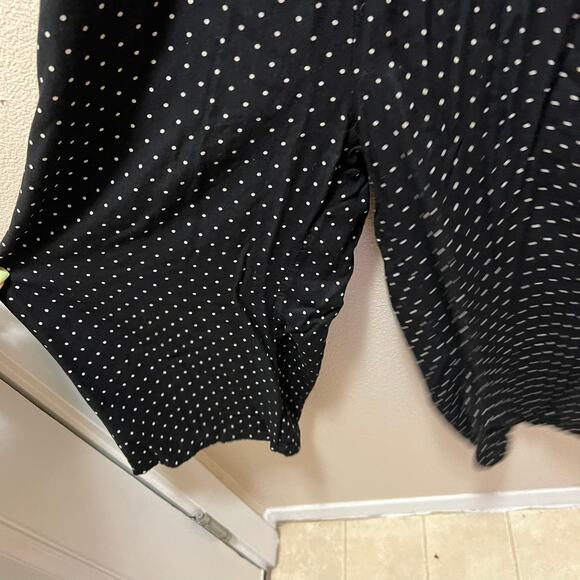Old Navy Jumpsuit Black White Polka Dots Flutter Sleeveless Over All Sz XL - Picture 7 of 10